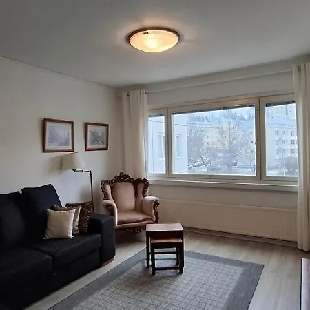 Sairaalakatu, Laemmin Saehkoeistetty Autotalli Sisaeltyy Hintaan Kuopio