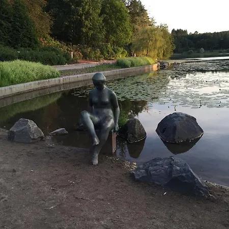 Sairaalakatu, Laemmin Saehkoeistetty Autotalli Sisaeltyy Hintaan